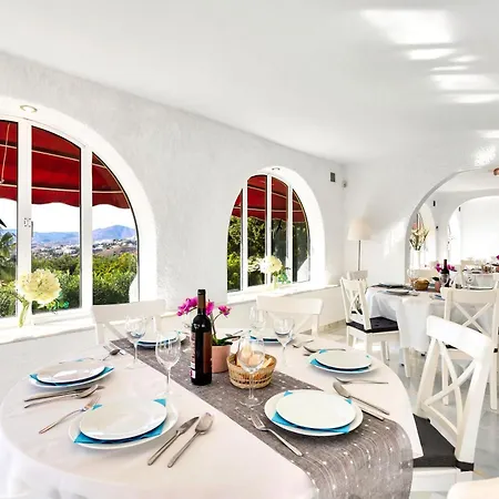 Luxurious Costa Del Sol Ferienhaus