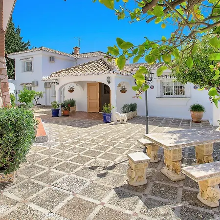Luxurious Costa Del Sol פואנגירולה