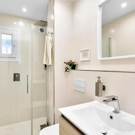 Luxurious Costa Del Sol פואנגירולה