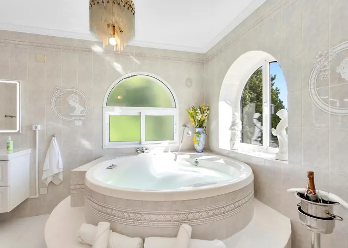 Luxurious Costa Del Sol בית נופש