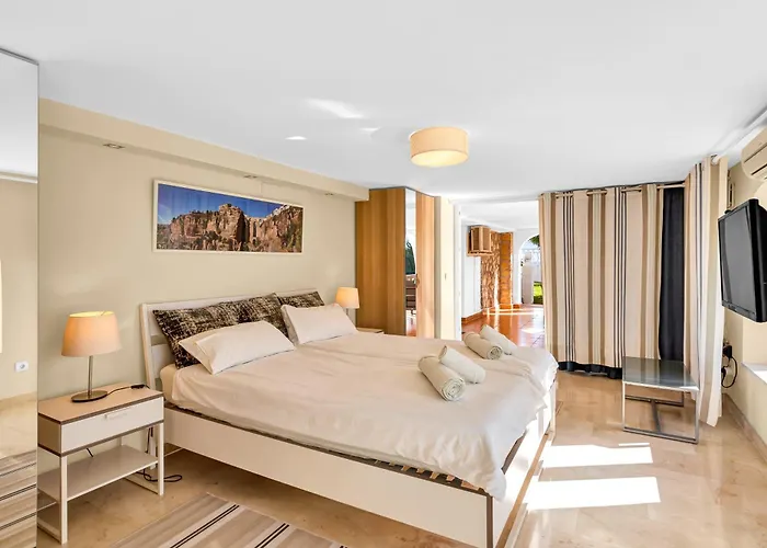 בית נופש Luxurious Costa Del Sol