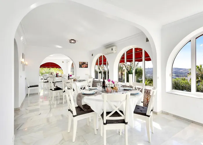 Luxurious Costa Del Sol בית נופש פואנגירולה