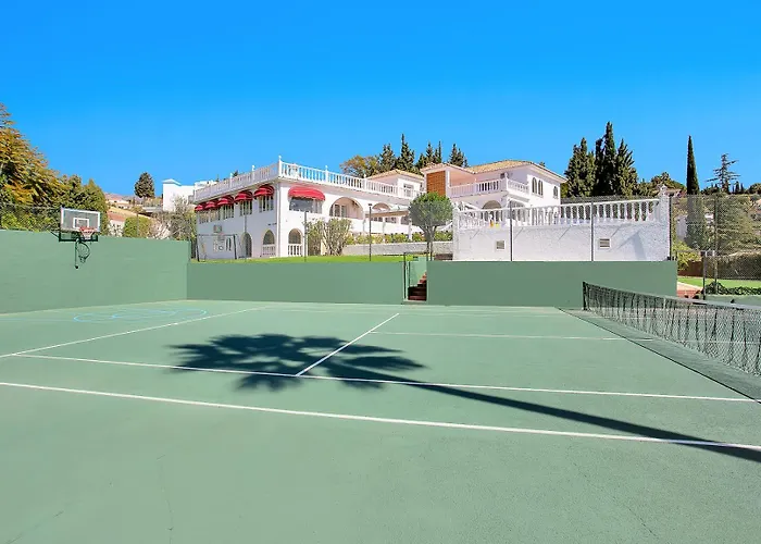 Luxurious Costa Del Sol *